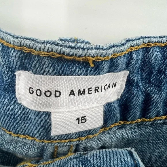 Good American NWT Bombshell Short Chewed Pockets in Blue686 size 15